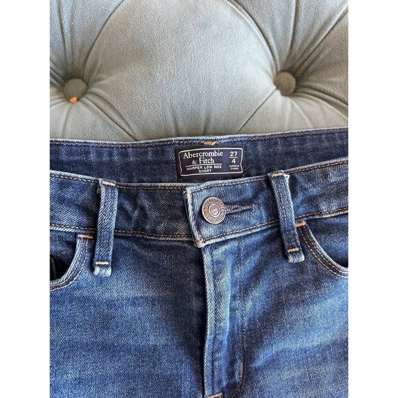 Abercrombie & Fitch Harper Low Rise Short Distressed Cuffed Size 27/4 - Picture 2 of 6